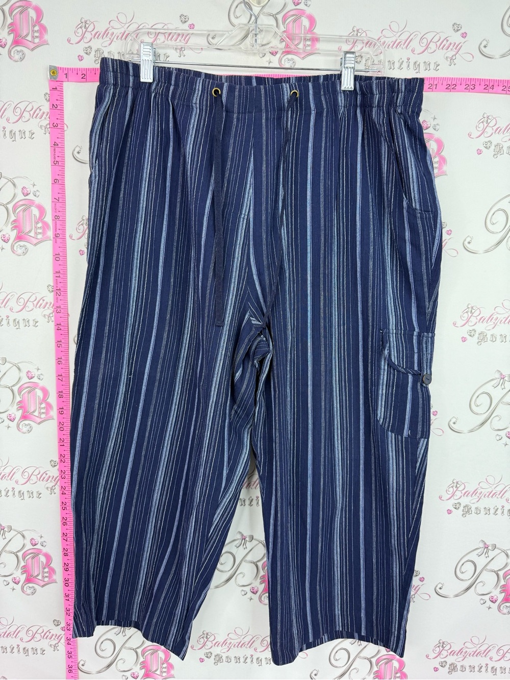 Alia capri pants stripes Navy Blue Striped Capris